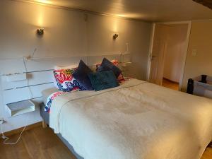 Ein Bett oder Betten in einem Zimmer der Unterkunft En mode Pause