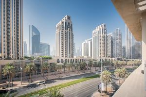 Nespecifikovaný výhled na destinaci Dubaj nebo výhled na město při pohledu z apartmánu