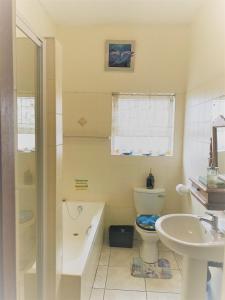 Et badeværelse på The Deck