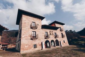 Imagen de la galería de Arha Casona de Carmona (Antiguo Parador de Carmona-Cantabria), en Carmona