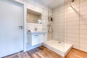 Kupatilo u objektu Gîte de la cascade