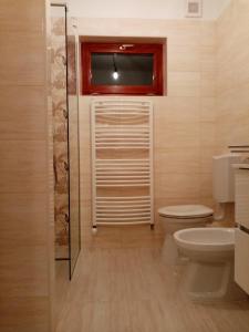 Galeriebild der Unterkunft Éva Vendégház in Tata