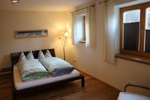 Postel nebo postele na pokoji v ubytování Ferienwohnung Heer