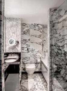 A bathroom at The Marylebone Hotel 