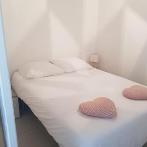 Легло или легла в стая в villa des lauriers roses