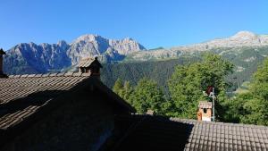 Nespecifikovaný výhled na hory nebo výhled na hory při pohledu z apartmánu