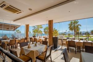 Gallery image of Suites Hotel Omeya in Martil
