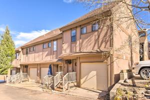 Το κτήριο όπου στεγάζεται  η παραθεριστική κατοικία