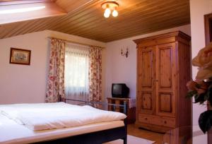 Postel nebo postele na pokoji v ubytování Haus Steinbrecher
