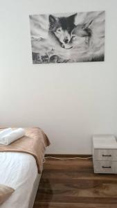 Uma cama ou camas num quarto em Zlatar Apartman br 16