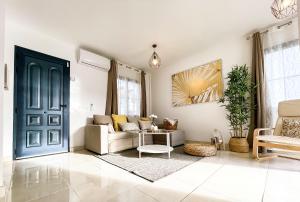 A seating area at Villa Magma