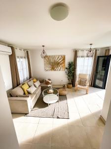 A seating area at Villa Magma