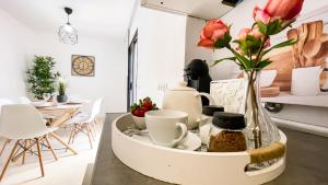 A seating area at Villa Magma