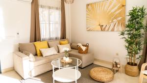 A seating area at Villa Magma