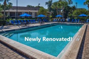 Bazén v ubytování Hilton Vacation Club Polynesian Isles Kissimmee nebo v jeho okolí