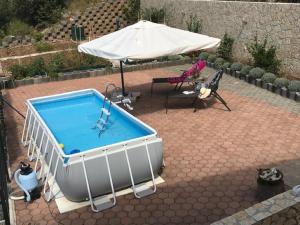 Bazén v ubytování Apartments Palma nebo v jeho okolí