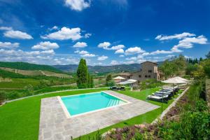 Bazén v ubytovaní Villa il Vigneto - Homelike Villas alebo v jeho blízkosti