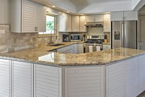 Stunning Home with Private Oasis - 1 half Mile to Strip