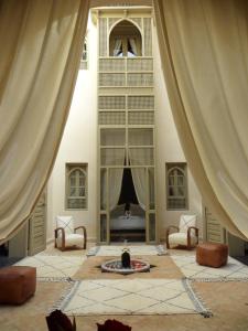 Гостиная зона в Riad et Spa Misria Les Oliviers
