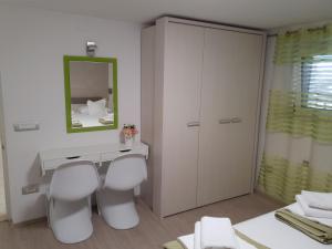 Kúpeľňa v ubytovaní App 2+2 Nizic + 16 fotografií