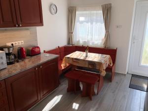 Cuina o zona de cuina de Leander Apartman Balatonakali