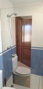 Łazienka w obiekcie Homes of Spain, Al Andalus Thalassa JO, Apartamento con vistas, WIFI