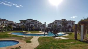 Basen w obiekcie Homes of Spain, Al Andalus Thalassa JO, Apartamento con vistas, WIFI lub w pobliżu