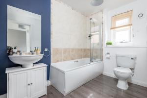 Bobby Jones Apartment * Ground Floor * Free Parking
