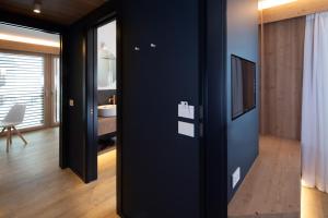 TV a/nebo společenská místnost v ubytování Moon Eco B&B + 37 fotografií
