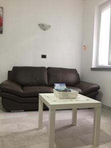 A seating area at casa stefania