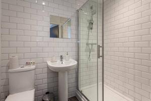 Stunning 3 Bed Flat 5min to Old Trafford Stadium