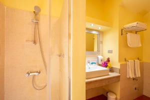 Een badkamer bij The Three Corners Rihana Resort El Gouna