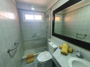 Kúpeľňa v ubytovaní Tisalaya Park stay, cosy apartment in Maspalomas