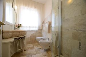 Ένα μπάνιο στο Le Finestre +22 φωτογραφίες