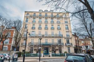 Photo de la galerie de l'établissement LE SEQUOIA Appart' pour 4 au Cœur de ville VICHY, à Vichy