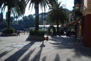 Kép Beachfront, seaview and terrace - Portofino Gulf szállásáról San Michele di Paganában a galériában