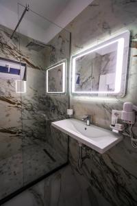 Koupelna v ubytování Hotel Capital Inn Tirana