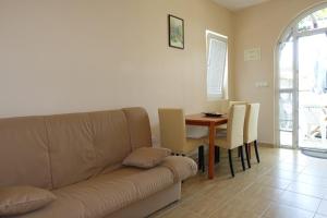 Gallery image of Apartments Ivo - family friendly in Zaton