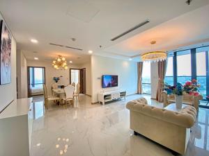 TV/trung tâm giải trí tại Landmark 81 - AirBnb