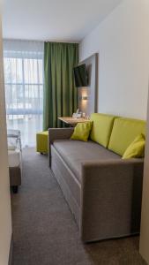 Posezení v ubytování Highway Hotel