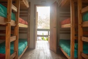 Ένα ή περισσότερα κρεβάτια σε δωμάτιο στο Point Hostel +73 φωτογραφίες