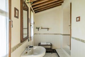 Ein Badezimmer in der Unterkunft Agriturismo I Colli