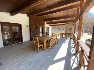 Μπαλκόνι ή βεράντα στο Pensiunea Buna Ziua