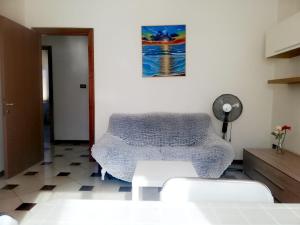 Uma área de estar em Sweet Home La Spezia (011015-LT-1736)