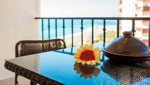 Balkón nebo terasa v ubytování APARTAMENTO EN LA PLAYA CON VISTAS DE ENSUEÑO