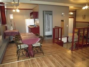 Istumisnurk majutusasutuses Auberge Internationale La Vieille École