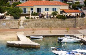 Photo de la galerie de l'établissement Villa Riva, à Barbat na Rabu