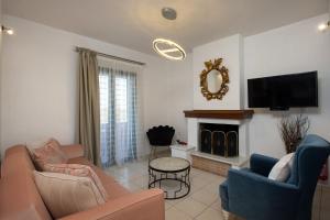 Fotografie z fotogalerie ubytování Villa Mare e Monti v destinaci Almiros Beach + 42 fotografií