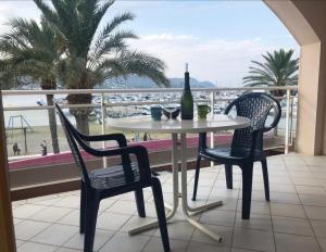 Balkón alebo terasa v ubytovaní Platja del Port