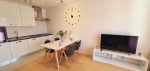 Kuchyň nebo kuchyňský kout v ubytování Apartman Galija 1